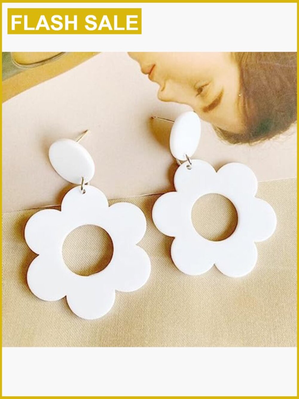 Vintage 60s 70s Acrylic Dangle Earrings, Large Flower Drop Earrings for Women - Picture 5 of 6